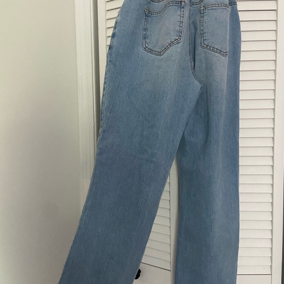 Maternity Motherhood®  Jeans - Picture 4 of 4